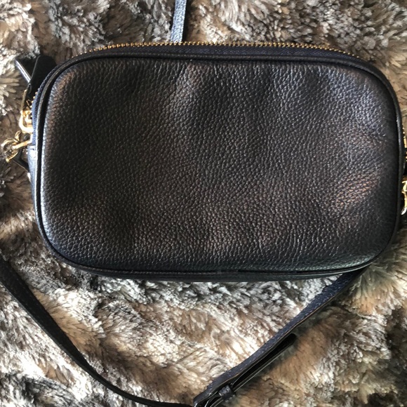 Coach wristlet with shoulder strap - Picture 3 of 5